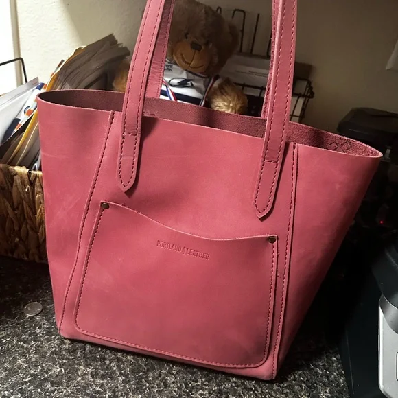 PLG Large Juliette Leather Tote Bag - Picture 8 of 9